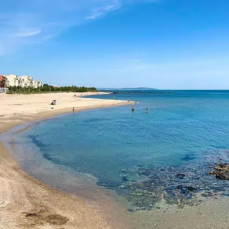 Iconic 343 , Superbe T2 Climatise, Wifi, Parking, Terrasse 18m2 *