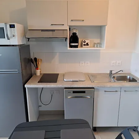 아파트 Iconic 343 , Superbe T2 Climatise, Wifi, Parking, Terrasse 18m2 아그
