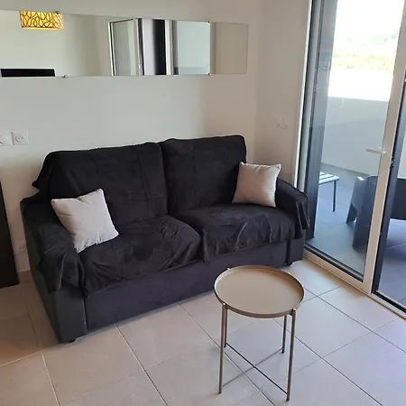 Iconic 343 , Superbe T2 Climatise, Wifi, Parking, Terrasse 18m2 아파트 *