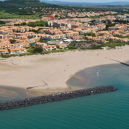 Iconic 343 , Superbe T2 Climatise, Wifi, Parking, Terrasse 18m2 아그
